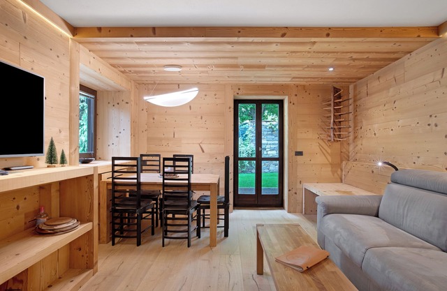 Apartment 'Superior' with Shared Terrace, Private Garden and Wi-Fi