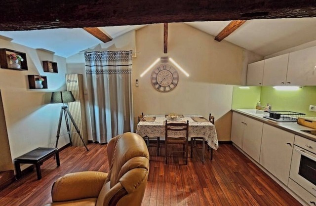 Apartment T3 Agen, France