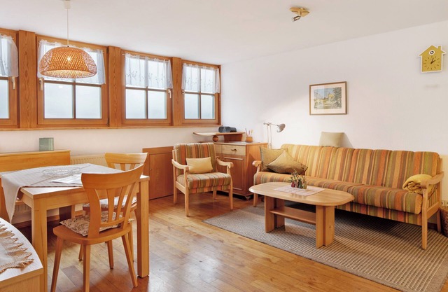 Apartment 'Talblick' with Shared Terrace, Shared Garden and Wi-Fi