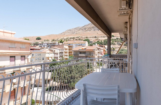 Apartment 'Vacanze In Sicilia Appartamento' with Sea View, Wi-Fi and Air Conditioning
