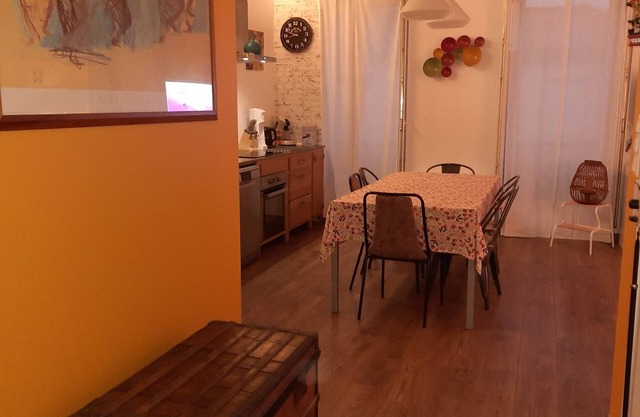 Apartment very well located near downtown & Vieux Port, the Panier district