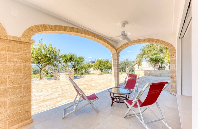 Apartment 'Villa Bianca Apartment 2' with Sea View, Wi-Fi and Air Conditioning