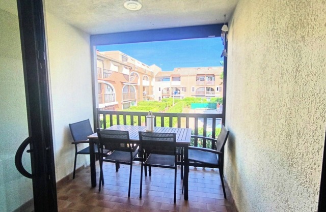 Apartment with balcony 800 meters from the sea