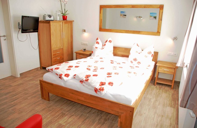 Apartment Wiek - Apartments in the house on the dike