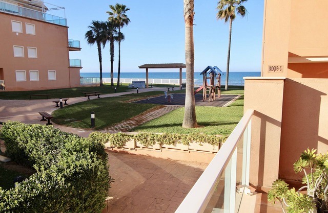 Apartment with communal pool in Denia, on the Costa Blanca, Spain for 4 persons