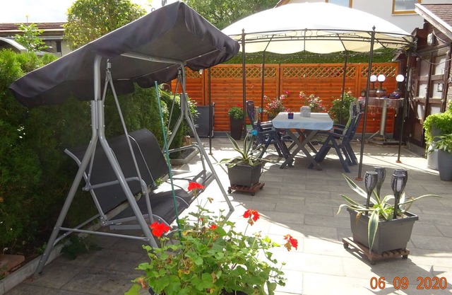 Apartment with parasol in Südstadt
