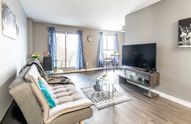 Apartment with Patio - Near DT Hamilton!