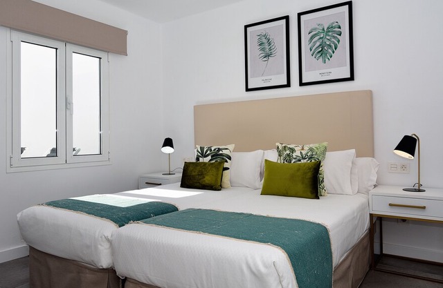 APARTMENT WITH TERRACE