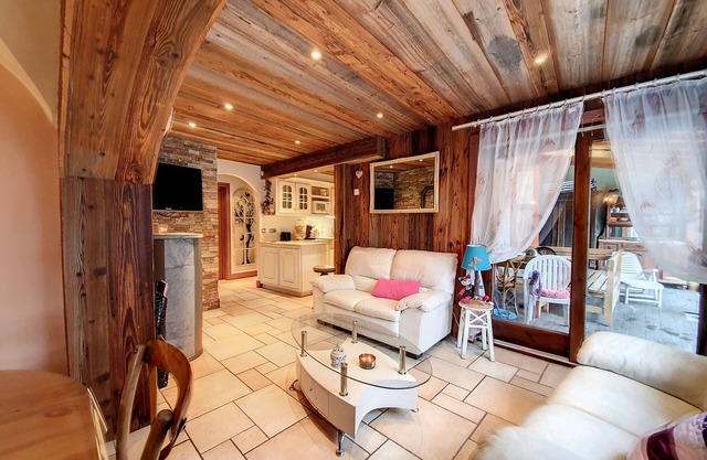Apartment with terrace and private garden at the foot of the 3 Valleys