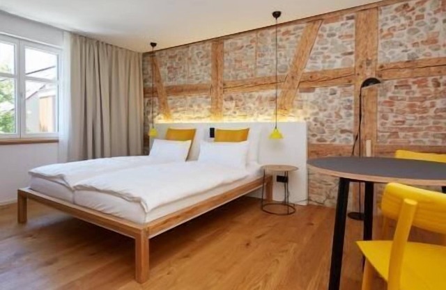 Apartment zum Dorfplatz, 26qm, 1 Wohn-/Schlafzimmer, max. 2 Personen