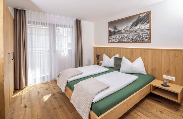 Apartment 'Zum Sonnentor - Larix' with Mountain View, Balcony & Wi-Fi