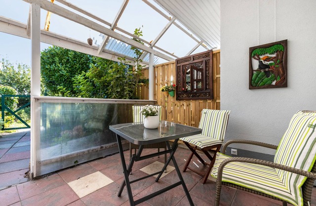 Apartment 'Zur Ostsee' with Private Terrace, Private Garden and Wi-Fi