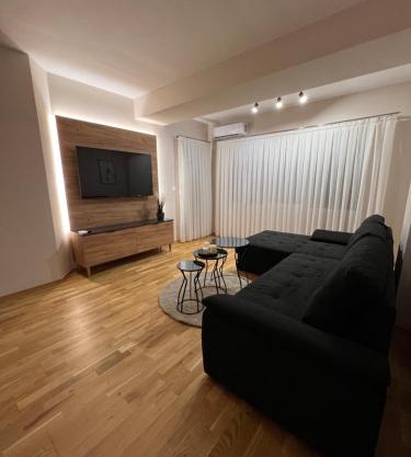 Apartment33