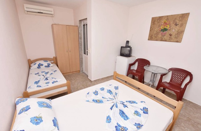 Apartments and Rooms Villa Mia