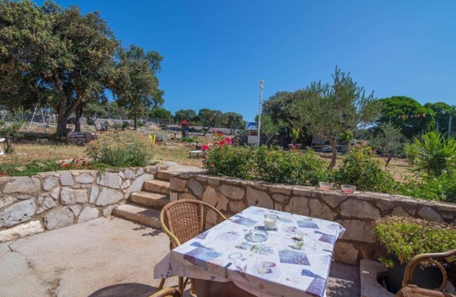 Apartments Bonic - Two Bedroom Apartment with Balcony