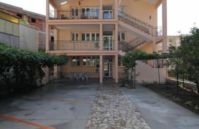 Apartments Centar Sutomore