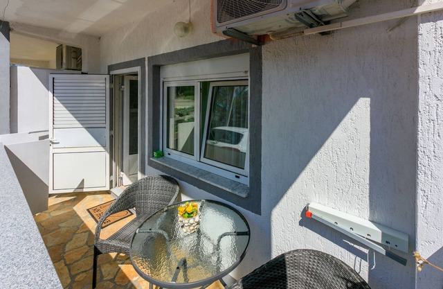 Apartments Ratko (30641-A3) - Jadranovo (Crikvenica)