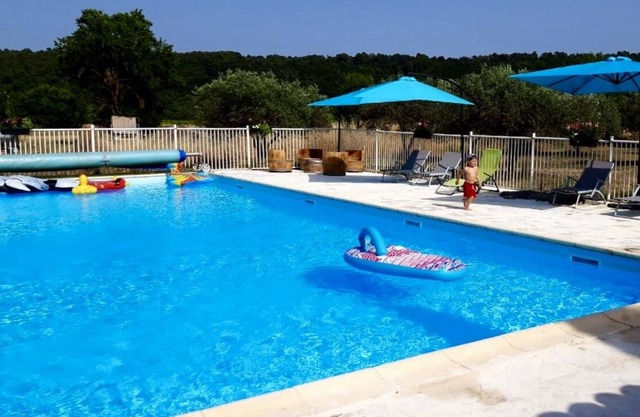 Apartments in beautiful Bastide, Puyvert-Lourmarin