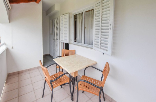 Apartments Jacqueline (81301-A1) - Pakostane