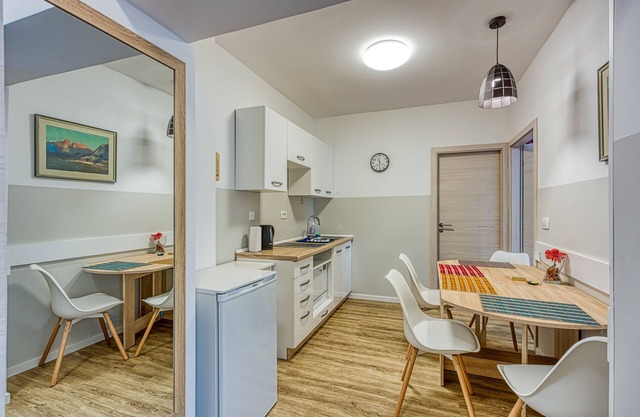 Apartments Jantar - Two Bedroom n.3, Novo mesto, Slovenia