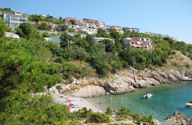 Apartments Marija Ivana (68021-A3) - Senj