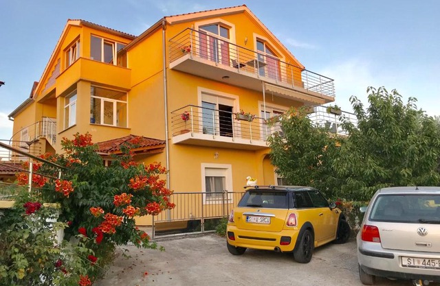 Apartments Maslina