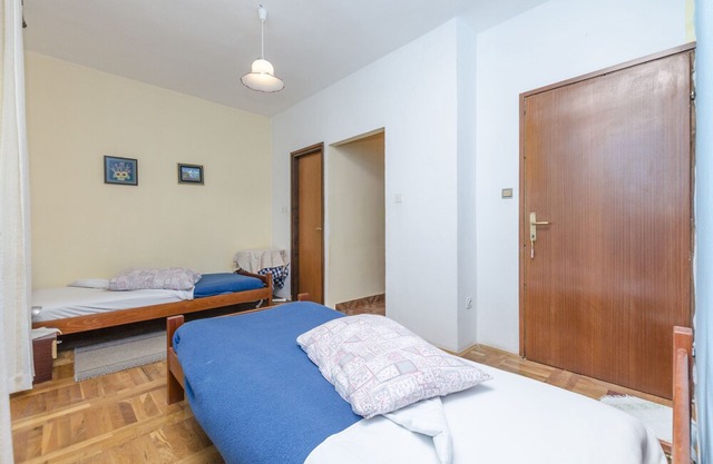 Apartments Milena (23311-A2) - Rtina