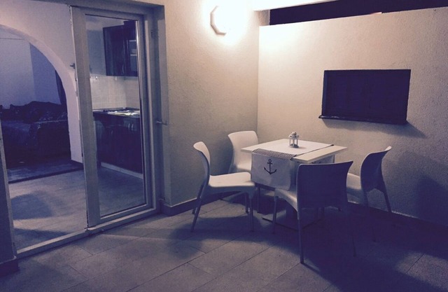 Apartments Neno (106021-A2) - Karlobag