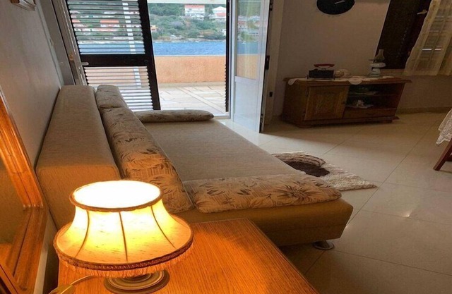 Apartments Nives - Three Bedroom Apartment with Terrace and Sea View