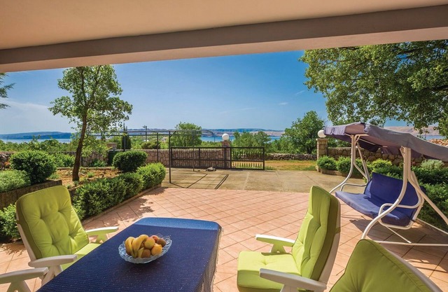 Apartments Paola - Studio Apartment with Terrace and Sea View