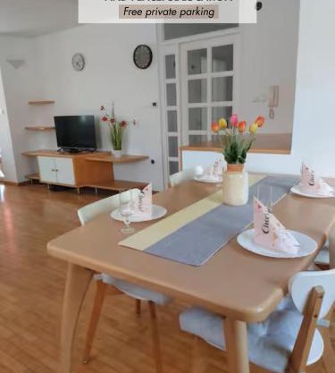 Apartments Sina