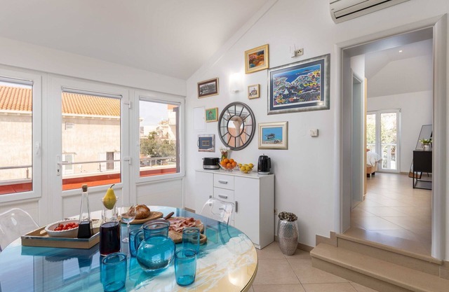 Apartments Subrenum - Comfort Two Bedroom Apartment with Terrace and Sea View (A2)