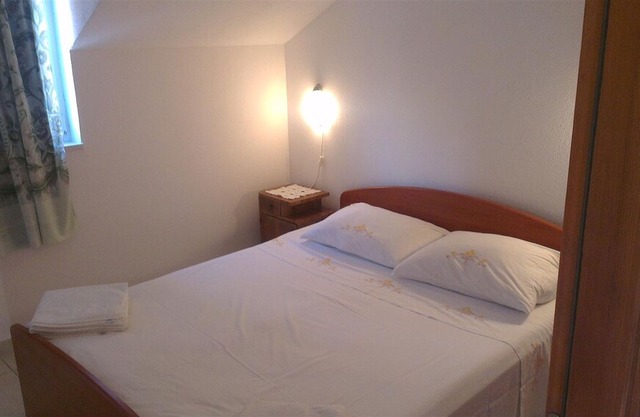 Apartments Tutini dvori (12411-A1) - Primosten