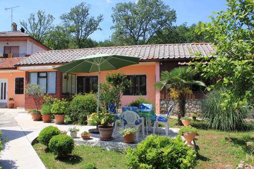 Apartments with parking space Opric, Opatija - 7716