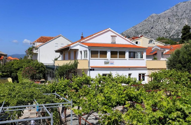 Apartments with parking space Orebic, Peljesac - 10102