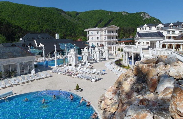 Aphrodite Palace