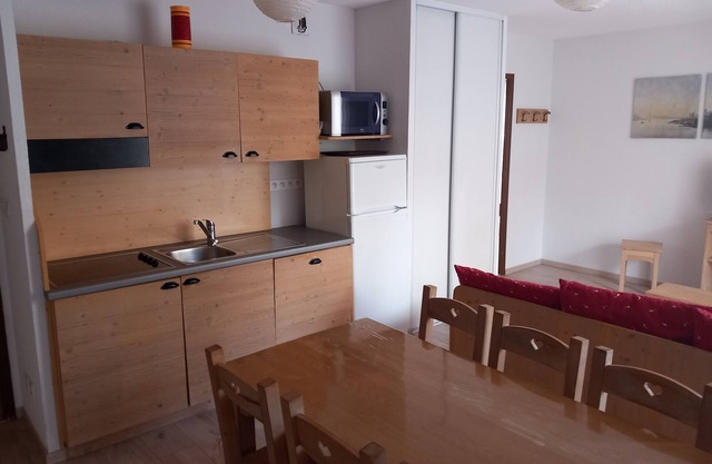 Appart 1 in a mountain village: nature and relaxation in the Pays de la Meije