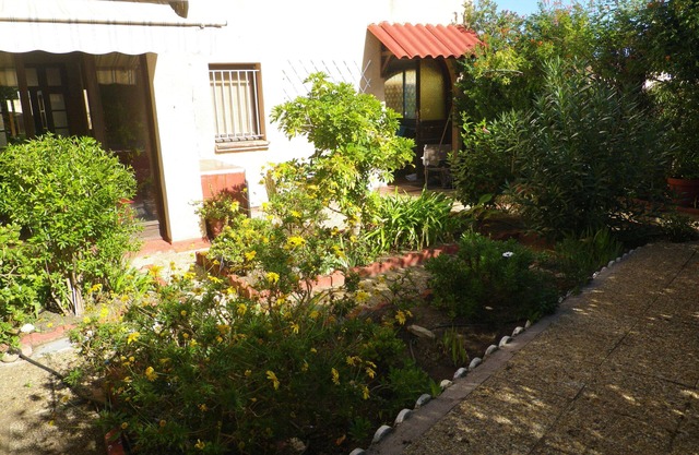 Appart F3, 75m2 on the ground floor with private access, assigned parking space