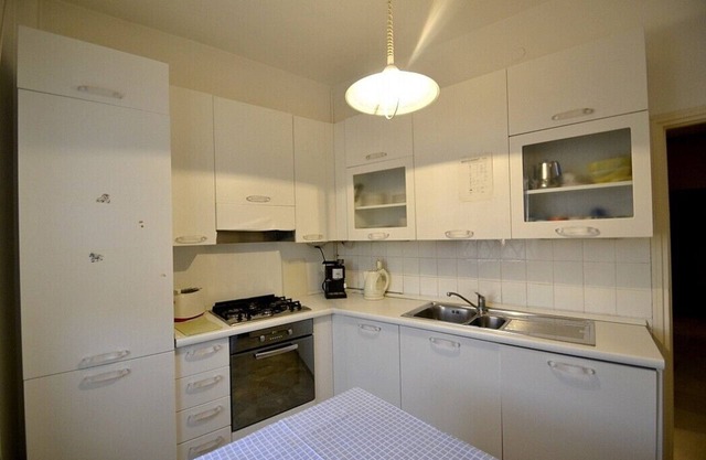 Appartamento Meneghino: A welcoming apartment situated a few minutes from the town center, with Free WI-FI.