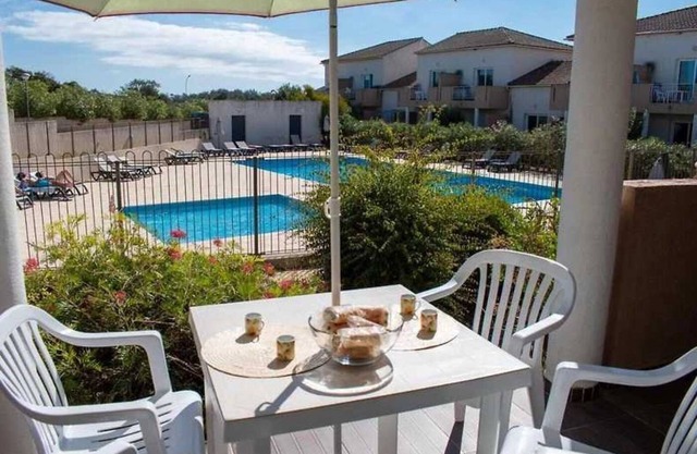 Appartement 3 étoiles - Piscine - ccaiic0