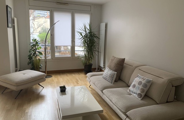 Appartement 3 Chambres/2 sdb + Terrasse - Courbevoie Secteur Paris La Défense