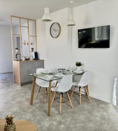 Appartement cosy et calme avec parking et terrasse privés