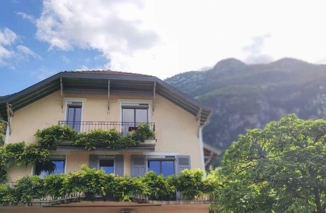 Appartement Dans Maison à 5 min du lac à Pied