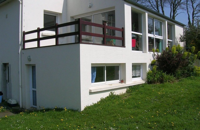 Appartement Indépendant Dans une Propriété au Calme
