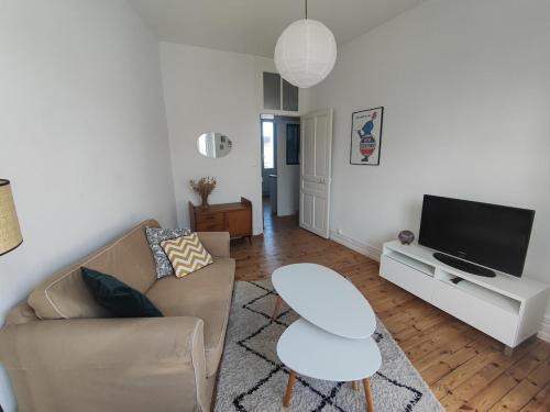 Appartement lumineux refait à neuf, cœur de ville