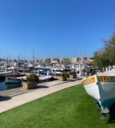 Appartement neuf Pointe Croisette, 50 m de la mer