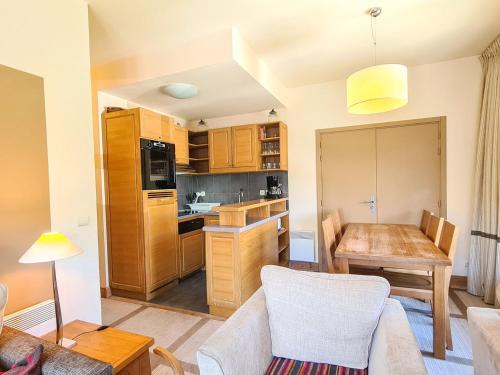 Appartement spacieux avec accès direct aux pistes, piscine, spa et WIFI – Flaine Montsoleil - FR-1-425-120