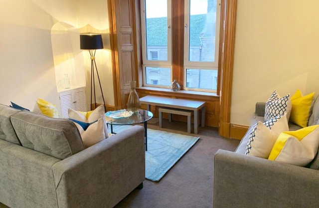 Appealing Cottage in Dundee near Centre