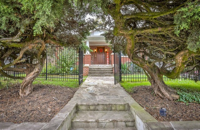 Apple Cottage - Excellent WIFI, All Paved Access