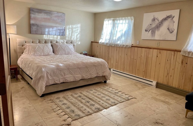 Apple House ~ Farm Stay ~ Durango CO